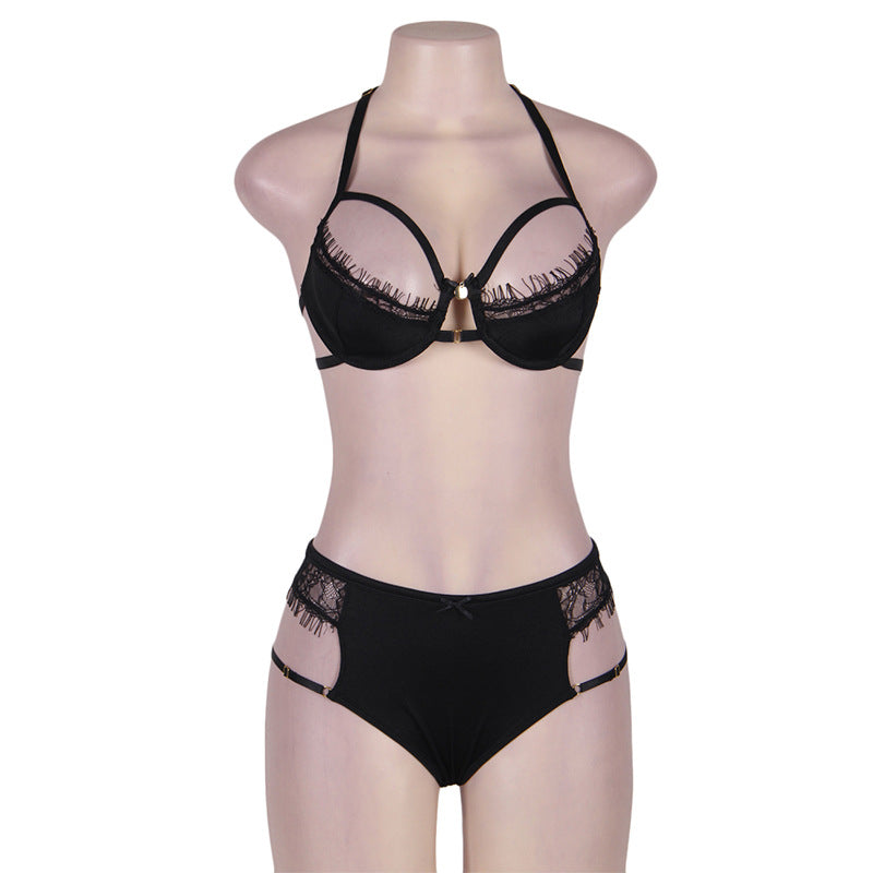 Conjunto de sujetador de tres puntos con encaje de Naughty Lingerie