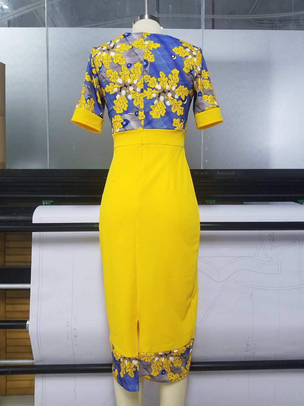 Commuter Yellow Print Slim Mid-Waist Pencil Dress