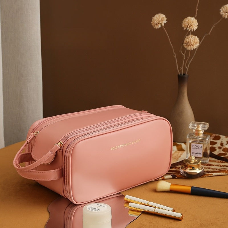 Bolsa de cosméticos con diseño en forma de U con cremallera doble de tres capas Bolsas de maquillaje de alta capacidad a la moda Bolsa de almacenamiento de cuero Pu portátil para productos para el cuidado de la piel