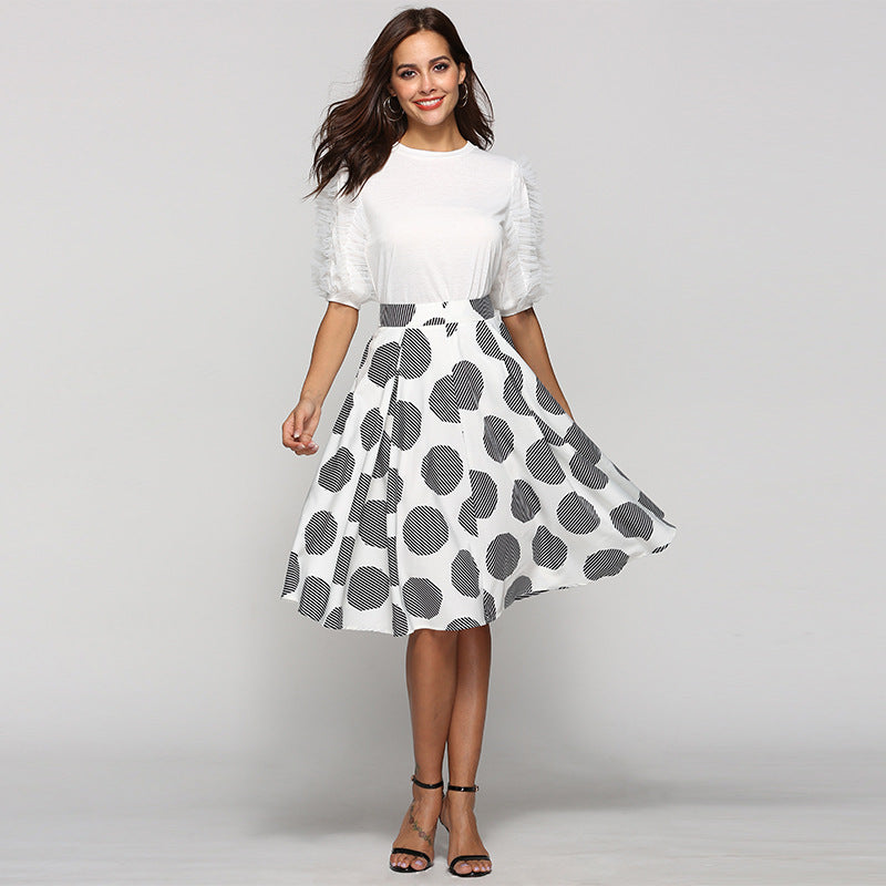 Large Polka Dot Round Slim Fit Mid-Length Skirt