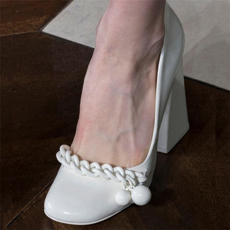 White All-match Shallow Mouth Patent Leather Shoes