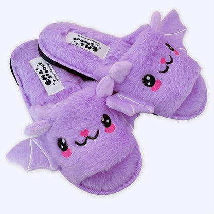 Pantuflas de casa cálidas con diseño de murciélago adorable