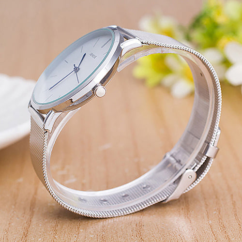 Reloj de pulsera de cuarzo analógico con banda de malla de acero inoxidable Geneva para mujer