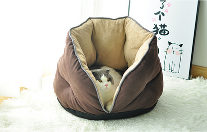 Warm pet nest in winter