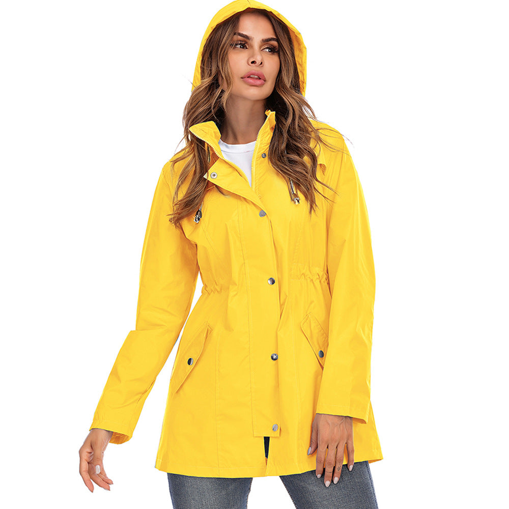 Chaqueta impermeable con cremallera.