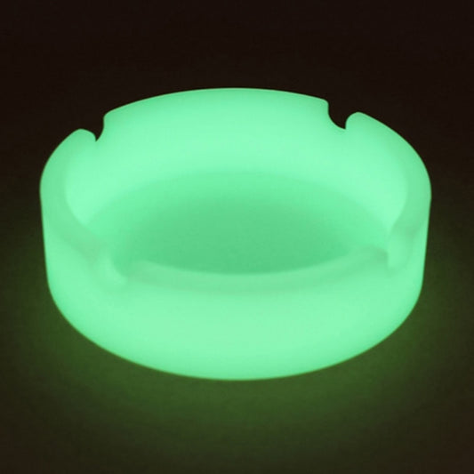 With luminous silicone ashtray