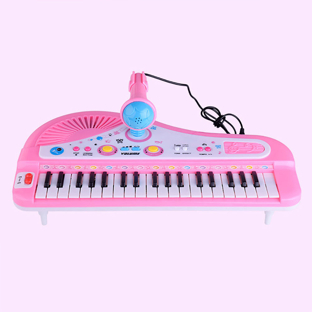 Piano electrónico de 37 teclas con micrófono para niños tocando instrumento musical de juguete