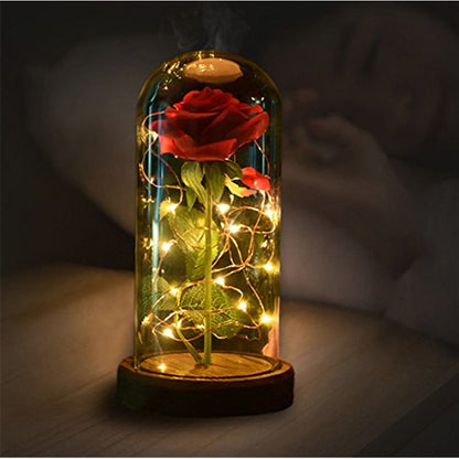 1 rosa de La Bella y La Bestia y luz LED con pétalos caídos en cúpula de cristal sobre una base de madera para regalo 