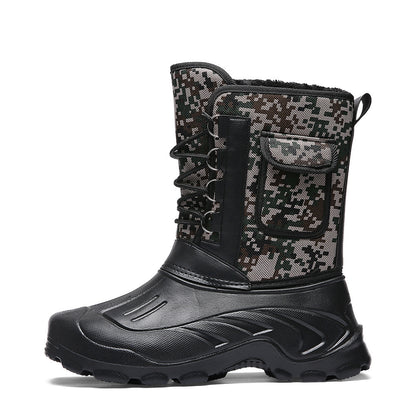 Botas de pesca cálidas de camuflaje.