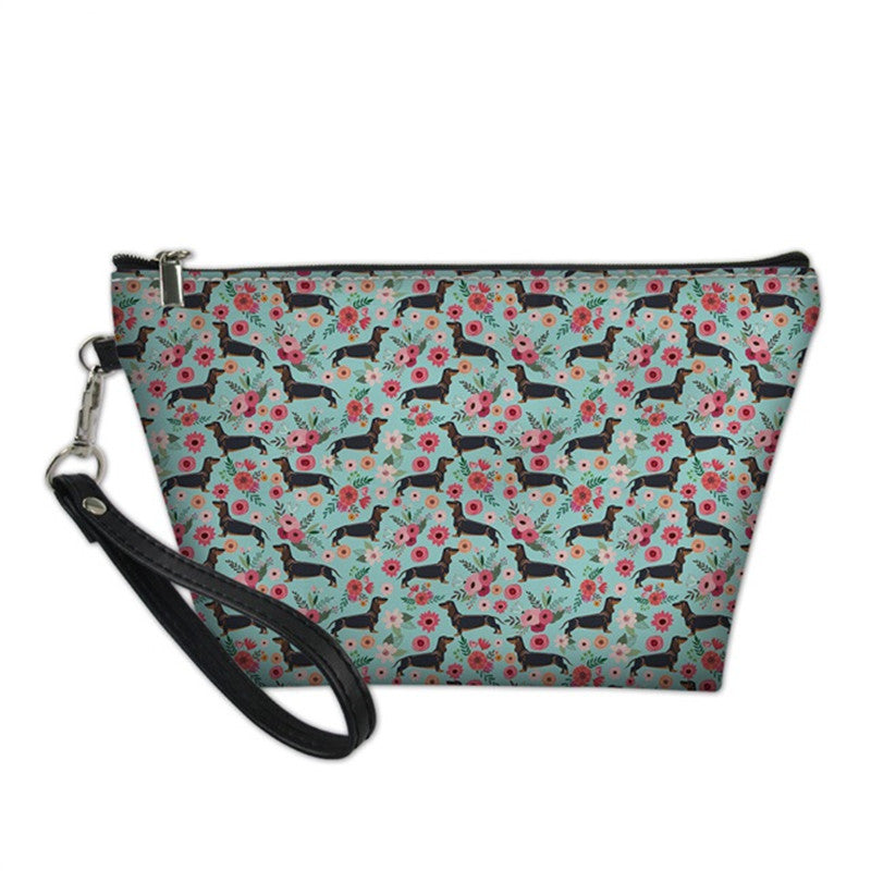 Women's flat cosmetic bag