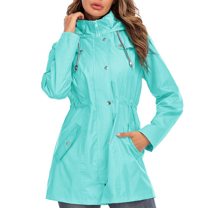 Chaqueta impermeable con cremallera.