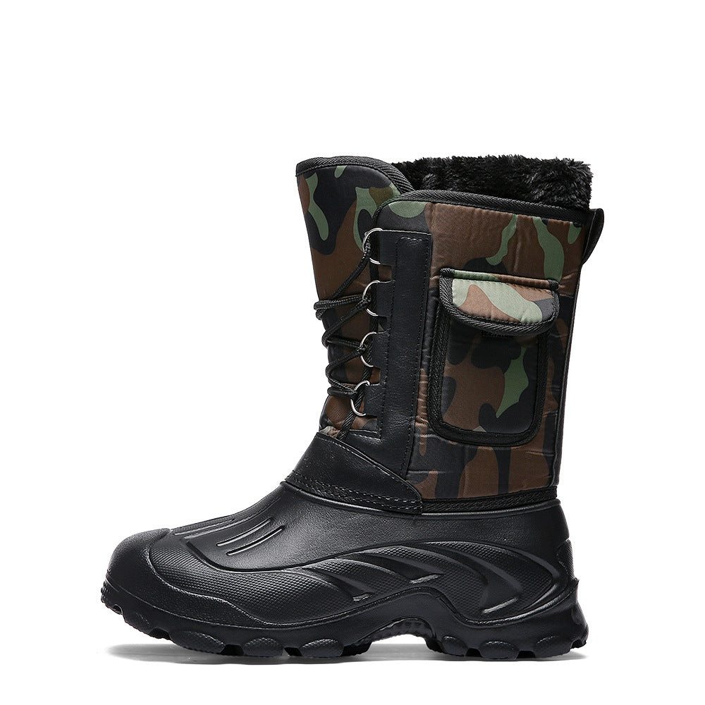 Warm camouflage fishing sboots