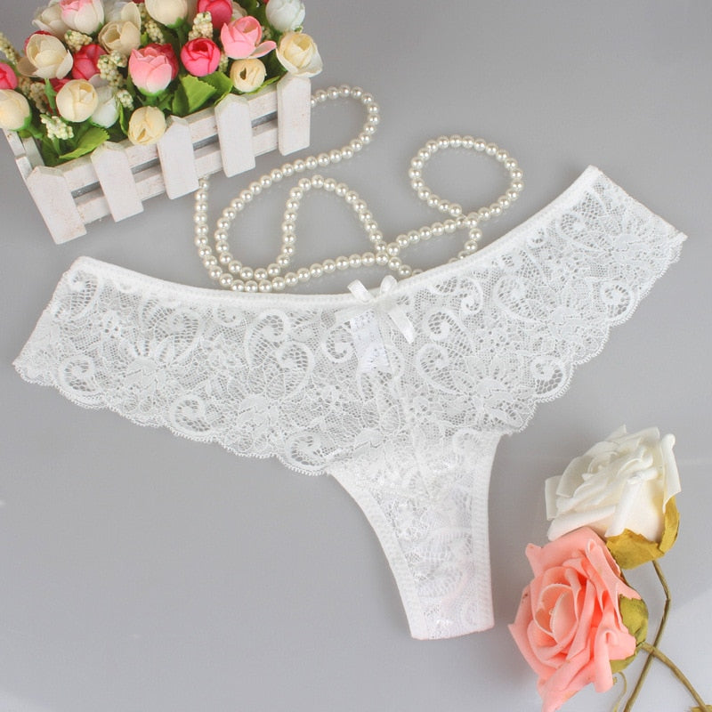 Set of 3 Sexy Lace Thong Low-Rise Panties