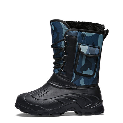 Warm camouflage fishing sboots