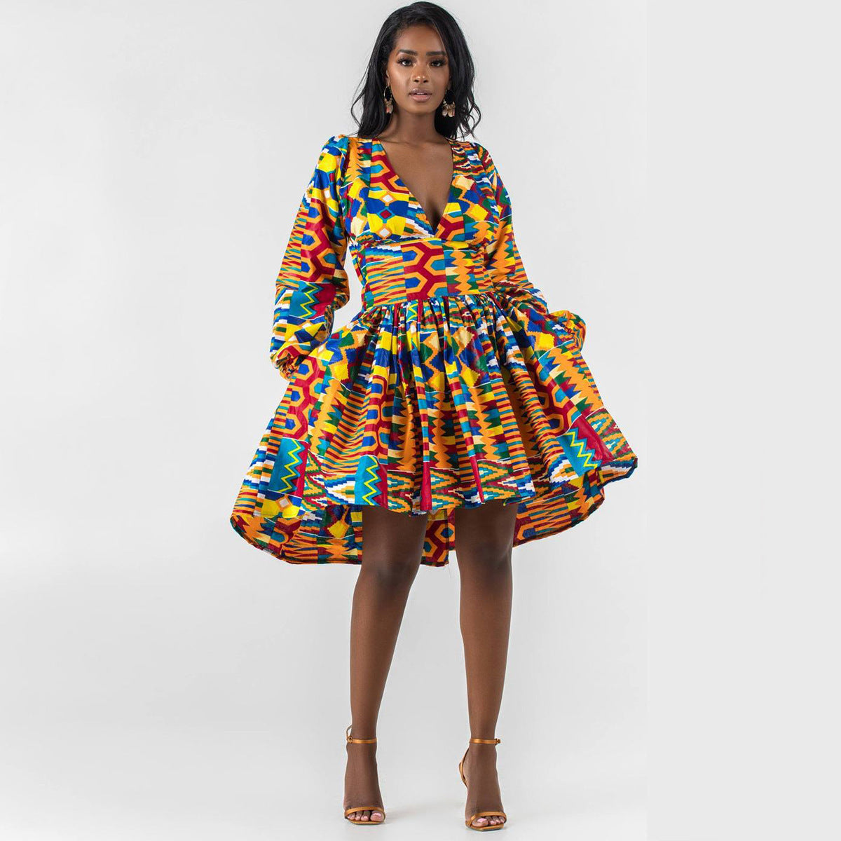 Vestido estilo africano de manga larga con cuello en V