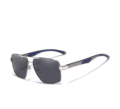 Gafas de sol de hombre de aluminio con lentes polarizadas.